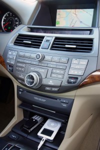 Dashboard Installation Kit (Car Audio Player Installation Kit) for Honda ACCORD 2008