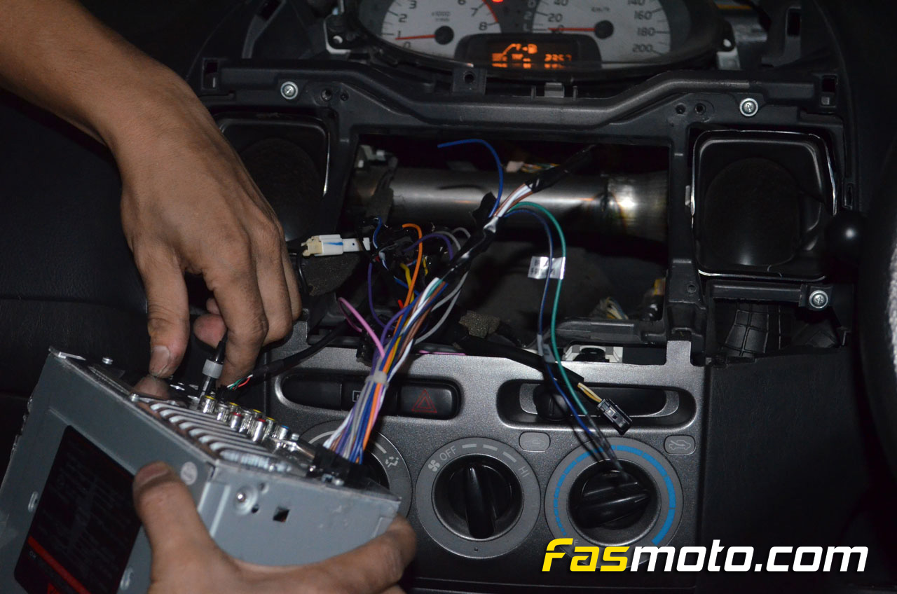 toyota-vios-1st-gen-kenwood-ddx1035-installation-3