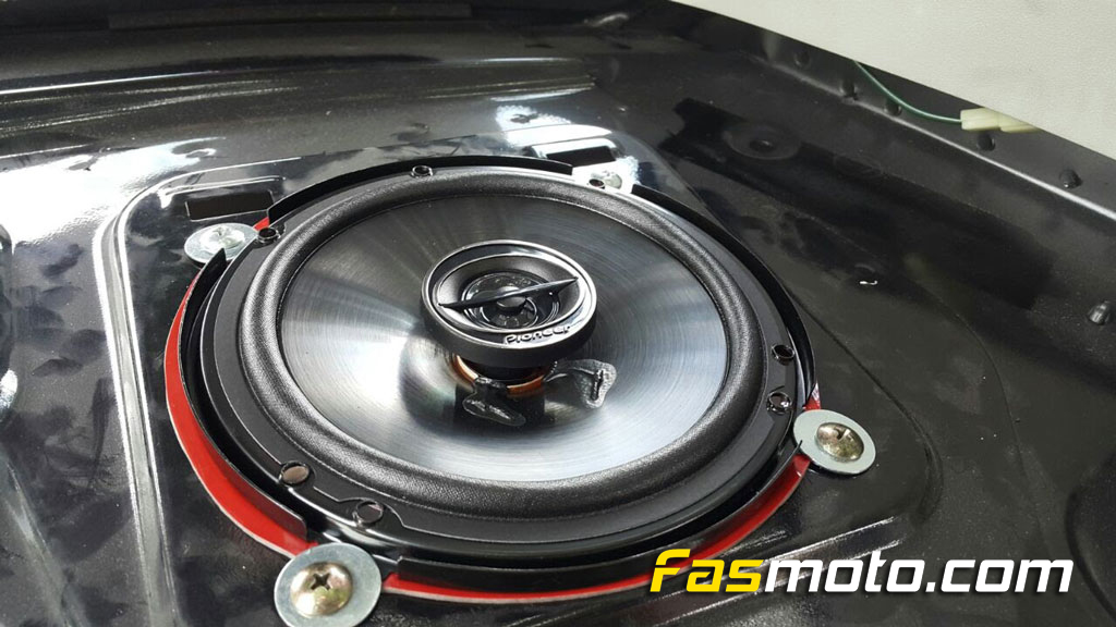 proton-persona-pioneer-stereo-upgrade-21