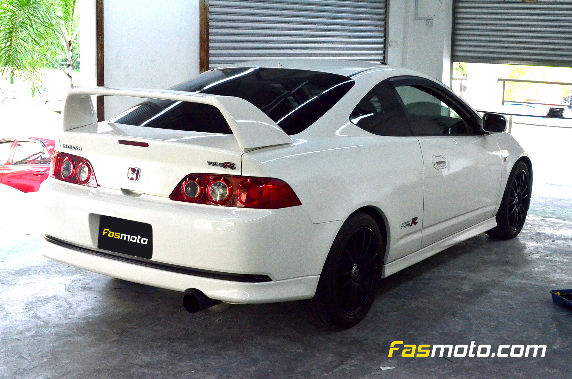 Mugen Integra Type-R rear image